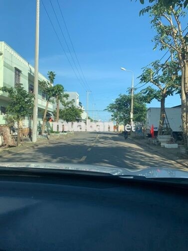 PHÒNG TRỌ MẶT TIỀN GIÁ RẺ HÒA XUÂN 