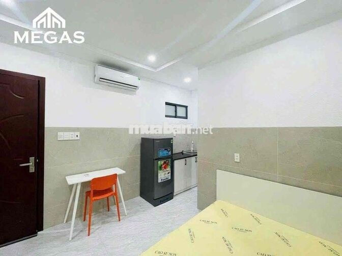 CHO THUÊ CHDV 5tr hẻm xe hơi Q10 có thang máy và bảo vệ, hầm xe rộng