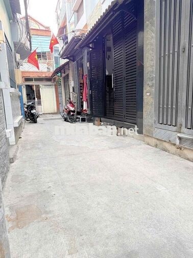 BÁN NHÀ CẤP TIỆN XÂY MỚI HOÀ HƯNG QUẬN 10 DT 3.5x12 40m2 GIÁ 5.8 TỶ TL