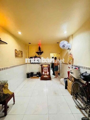 BÁN NHÀ CẤP TIỆN XÂY MỚI HOÀ HƯNG QUẬN 10 DT 3.5x12 40m2 GIÁ 5.8 TỶ TL