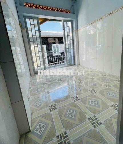 nhà kế bến xe Q8 giá rẻ bất ngờ