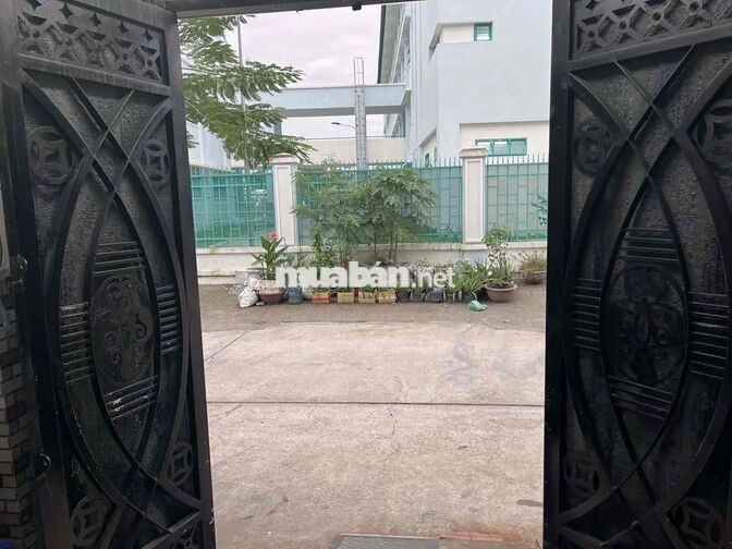 Nhà nguyên căn cho thuê 120m2 Tỉnh lộ 10 Tên Lửa mới
