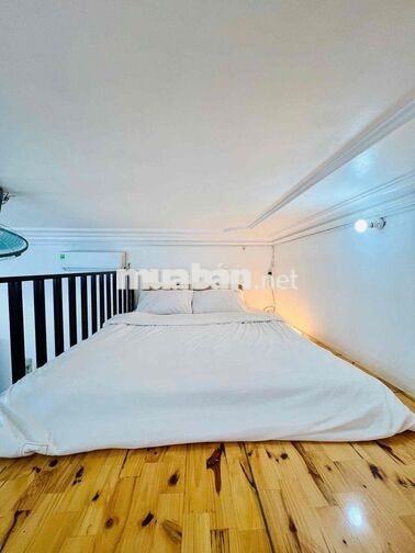 STUDIO MỚI XÂY FULL NỘI THẤT SIÊU XỊN - cửa sổ trời - có Bancol