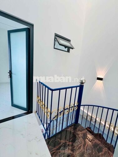 Cho Thuê Nhà Mới Sạch Sẻ 1Trệt 1Lầu 2Pn 2Wc Có Kệ Tủ Bếp Hẻm Xe Tải