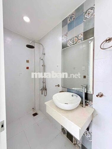 BÁN NHÀ HẼM 5M NGUYỄN ĐÌNH CHIỂU P4 QUẬN3 DT 3.5x10 35m 5 TẦNG 7.5 TỶ