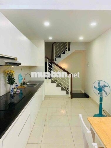 BÁN NHÀ HẼM 4M NGUYỄN ĐÌNH CHIỂU Q3 DT 3x10 30m 5 TẦNG GIÁ 8.6 TỶ TL