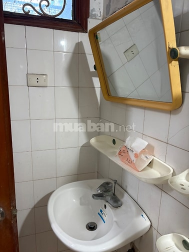 Chính chủ cho thuê nhà tầng 1 + tầng 3, ngõ 146 Vương Thừa Vũ