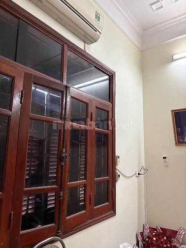 Chính chủ cho thuê nhà tầng 1 + tầng 3, ngõ 146 Vương Thừa Vũ
