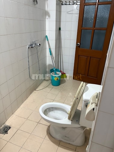 Chính chủ cho thuê nhà tầng 1 + tầng 3, ngõ 146 Vương Thừa Vũ