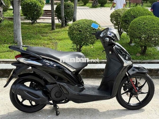 Liberty 2018 ABS bản cao cấp Đen