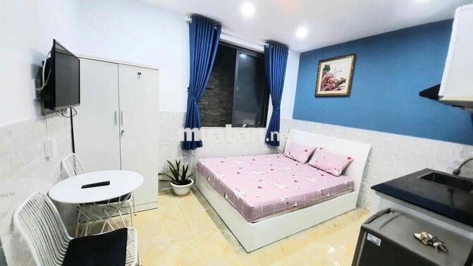 Cho thuê studio cửa sổ trời giá rẻ gần Lotte, KCX, rộng thoáng Q7