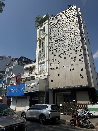 Tôi chủ nhà cần bán toà nhà MT 78-80 Trần Nhân Tôn, Q. 10 - Giá 75 tỷ