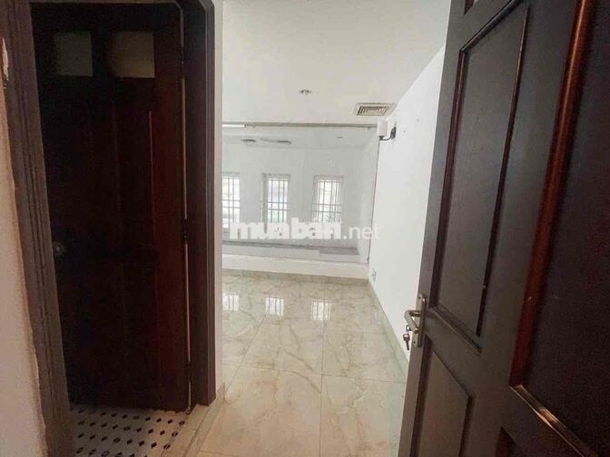 CHO THUÊ PHÒNG TRỌ - MẶT TIỀN - CÓ MÁY LẠNH - TOILET RIÊNG