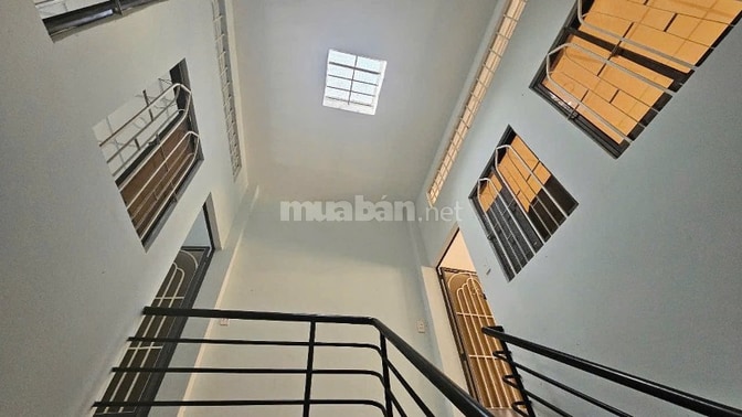 Lê Văn Sỹ Quận 3, 65m2(4x16m) 4 tầng 4PN có phòng dưới trệt, ~120tr/m2