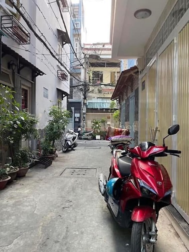 Lê Văn Sỹ Quận 3, 65m2(4x16m) 4 tầng 4PN có phòng dưới trệt, ~120tr/m2
