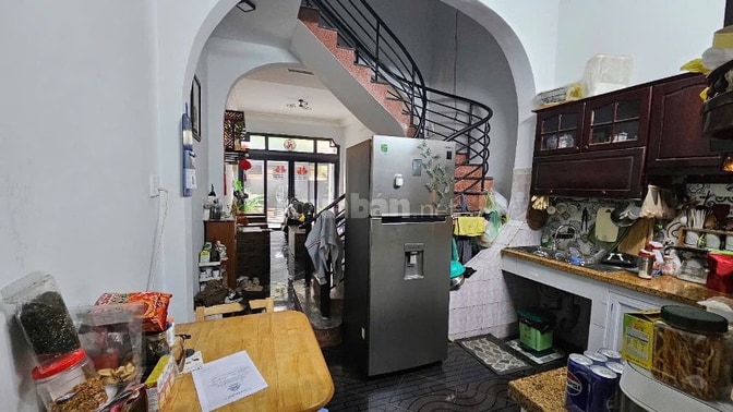 Lê Văn Sỹ Quận 3, 65m2(4x16m) 4 tầng 4PN có phòng dưới trệt, ~120tr/m2