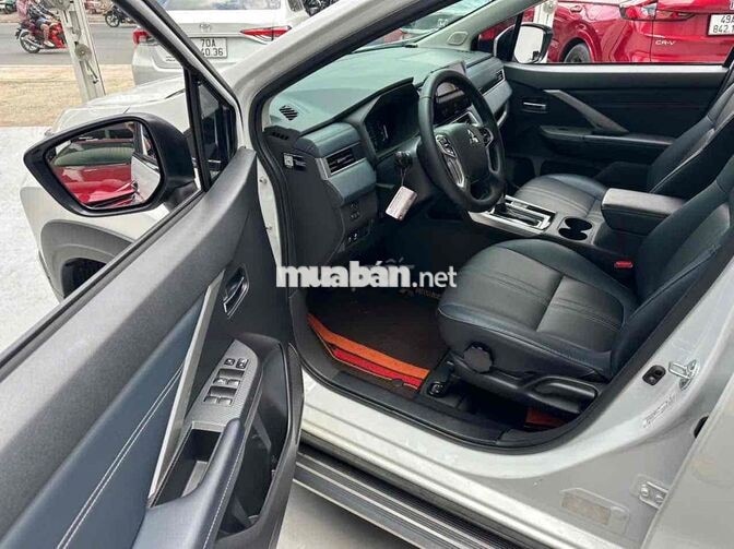 Mitsubishi Xpander Cross 2024 Trắng 40000 km