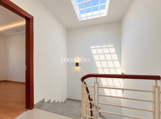 BÁN NHÀ ĐƯỜNG XE HƠI QUỐC LỘ 13, GẦN VẠN PHÚC CITY, 3 TẦNG, 65M2, 6 TY