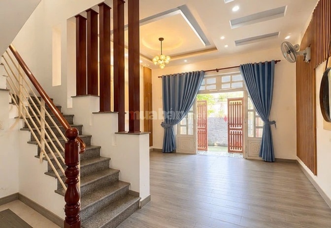 BÁN NHÀ ĐƯỜNG XE HƠI QUỐC LỘ 13, GẦN VẠN PHÚC CITY, 3 TẦNG, 65M2, 6 TY