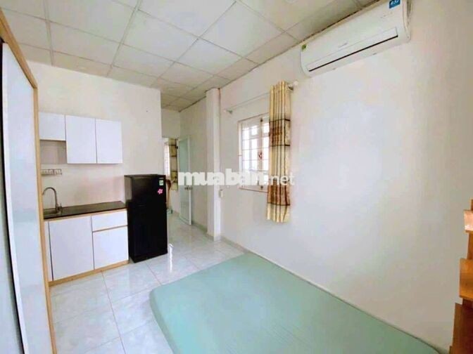 PHÒNG BAN CÔNG YÊN TĨNH, FREE DỊCH VỤ - PHAN XÍCH LONG