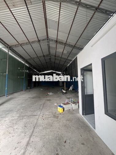 CHO THUÊ XƯỞNG 300M GẦN TRUNG TÂM Y TẾ DĨ AN KCN TÂN ĐÔNG HIỆP B
