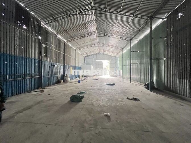 CHO THUÊ XƯỞNG 300M GẦN TRUNG TÂM Y TẾ DĨ AN KCN TÂN ĐÔNG HIỆP B