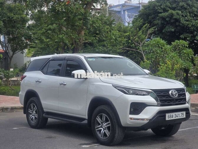FORTUNER 2.4G SX 2024 TỰ ĐỘNG DẦU 67000KM