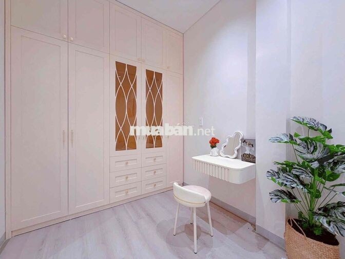NHÀ 3 TẦNG ,3 PHÒNG NGỦ FULL NỘI THẤT ĐẸP
