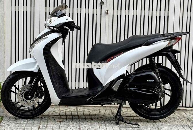 Honda SH 150 2016 úp áo form ý. Chính Chủ.