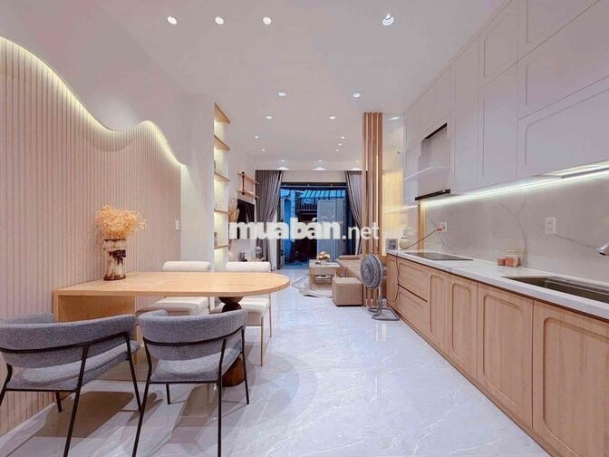 NHÀ 3 TẦNG ,3 PHÒNG NGỦ FULL NỘI THẤT ĐẸP