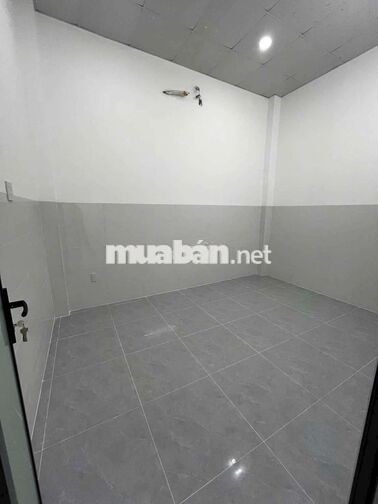 cho thuê nhà mới xây 100% khu dân cư Hưng Phú có hai máy lạnh