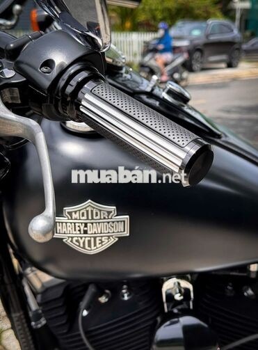Harley-Davidson SLIM 2017 Đen nhám Mỹ 9500km