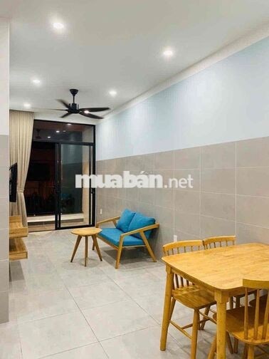 Căn hộ 1 phòng ngủ, mặt tiền đường Đoàn Khuê, thoáng rộng, đẹp