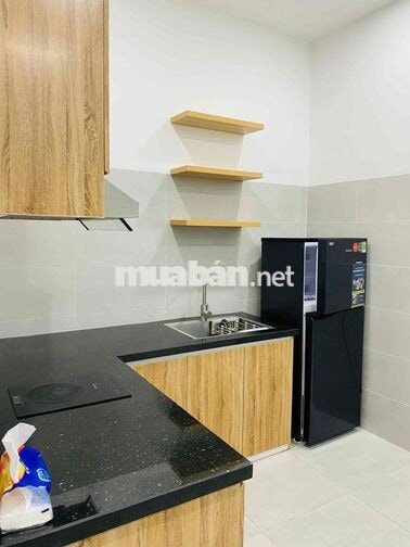 Căn hộ 1 phòng ngủ, mặt tiền đường Đoàn Khuê, thoáng rộng, đẹp