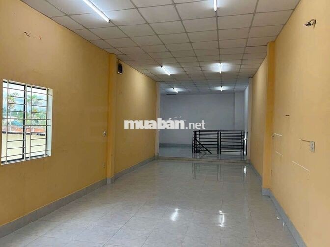 cho thuê nhà lầu mặt tiền đường Trần chiên phù hợp kinh doanh