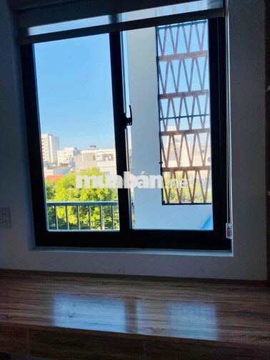 Căn hộ 1 phòng ngủ, mặt tiền đường Đoàn Khuê, thoáng rộng, đẹp
