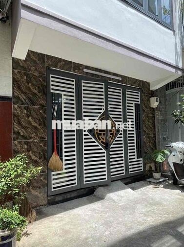 An Bình Quận 5 Hẻm 4.5m - 44m2 - Ngang 4.2m - 5PN 4 Tầng - HĐT 22tr/th