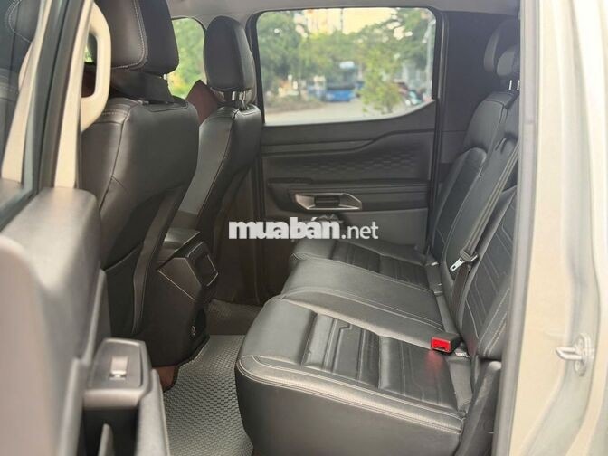 Ford Ranger Sport 2.0L 4x4 AT 2024 Bạc | 60,000 Km
