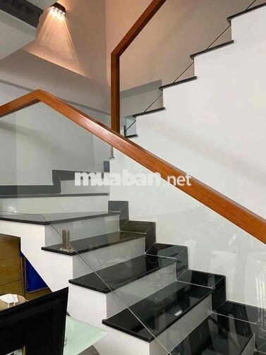 An Bình Quận 5 Hẻm 4.5m - 44m2 - Ngang 4.2m - 5PN 4 Tầng - HĐT 22tr/th