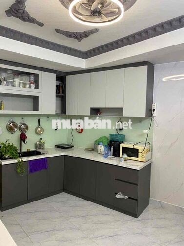 An Bình Quận 5 Hẻm 4.5m - 44m2 - Ngang 4.2m - 5PN 4 Tầng - HĐT 22tr/th