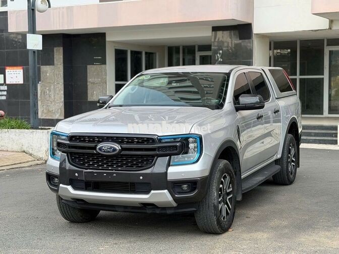 Ford Ranger Sport 2.0L 4x4 AT 2024 Bạc | 60,000 Km