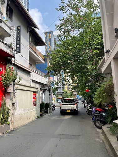 MẶT TIỀN - P. BẾN NGHÉ, QUẬN 1 - HĐT: 220 TR/THÁNG - NHỈNH 100 TỶ