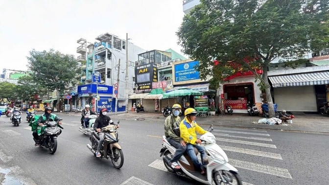 CHO THUÊ NHÀ MT LÊ ĐẠI HÀNH, P. 11, Q. 11, 30TR.
