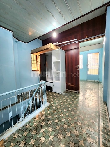 NHÀ 3 TẦNG LÔ GÓC VỊ TRÍ KINH DOANH - SAU CĂN MẶT TIỀN CHỢ NHẬT TẢO