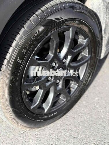 Suzuki XL7 Hybrid 2025 Trắng ngà - đen 8.300km