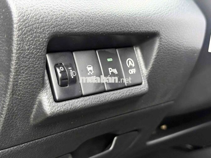 Suzuki XL7 Hybrid 2025 Trắng ngà - đen 8.300km