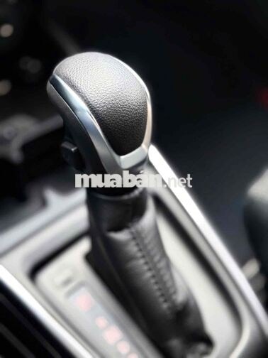 Suzuki XL7 Hybrid 2025 Trắng ngà - đen 8.300km