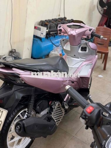 Ab 125 2024 hồng bạc siêu đẹp máy rin nợ xấu 13tr