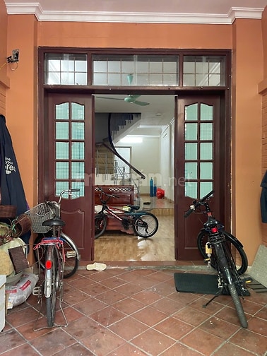 Cho thuê nhà riêng gần phố Trung Kính