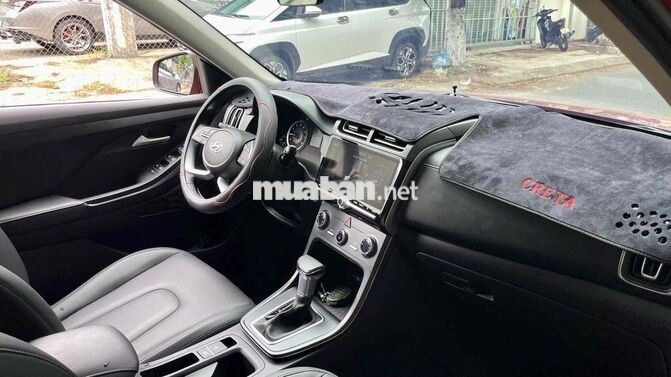Hyundai Creta 2025 Tiêu chuẩn 800km Đỏ